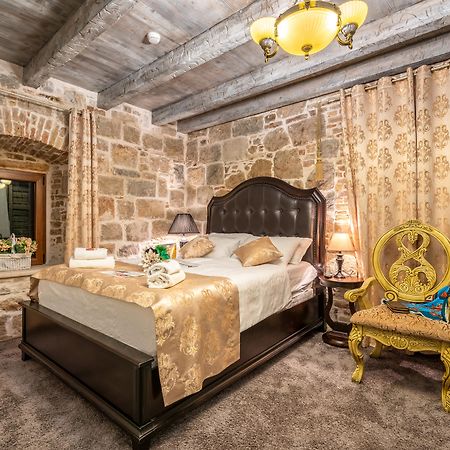 Heritage Palace Varos - Mag Quaint & Elegant Boutique Hotels Сплит Екстериор снимка