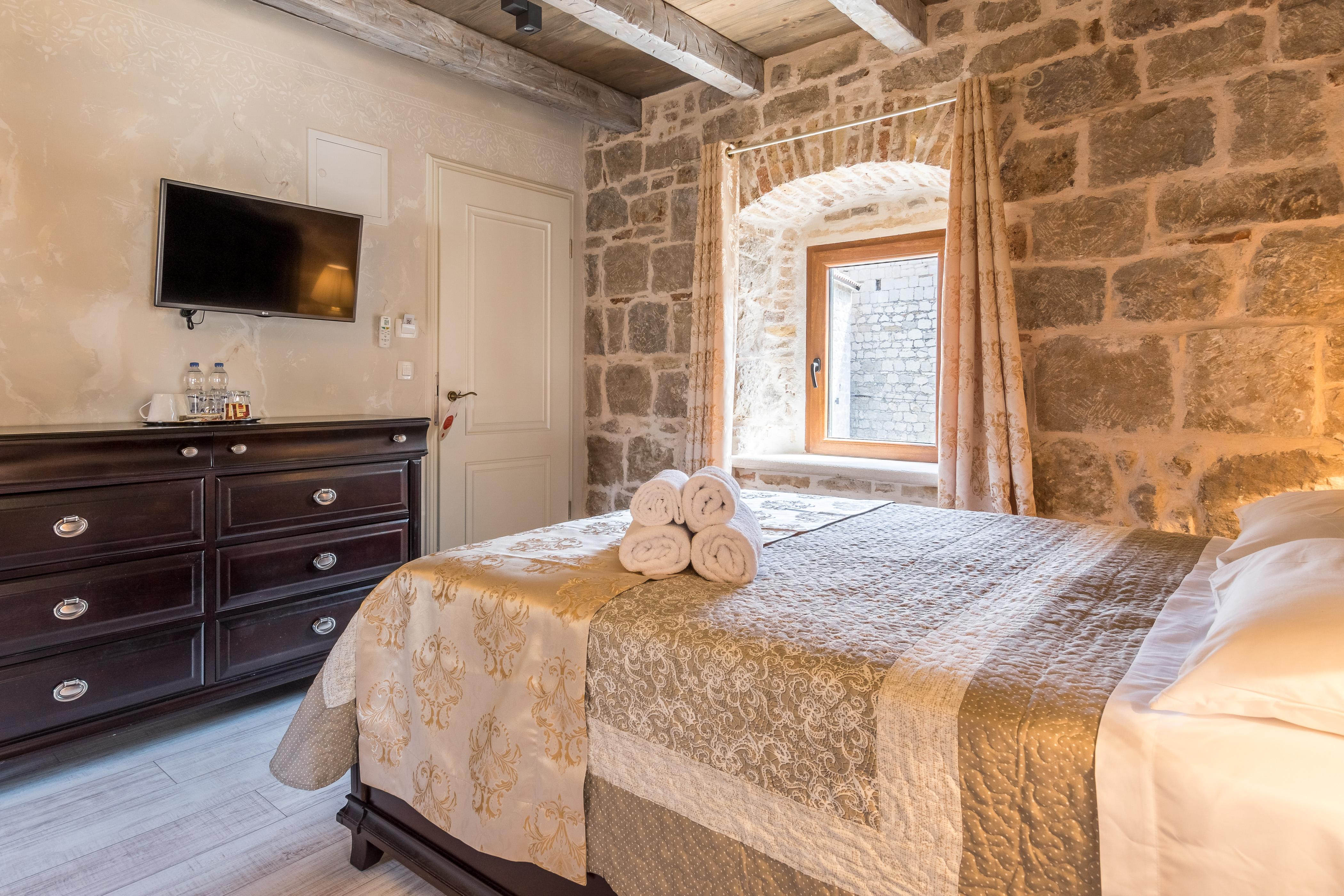 Heritage Palace Varos - Mag Quaint & Elegant Boutique Hotels Сплит Екстериор снимка