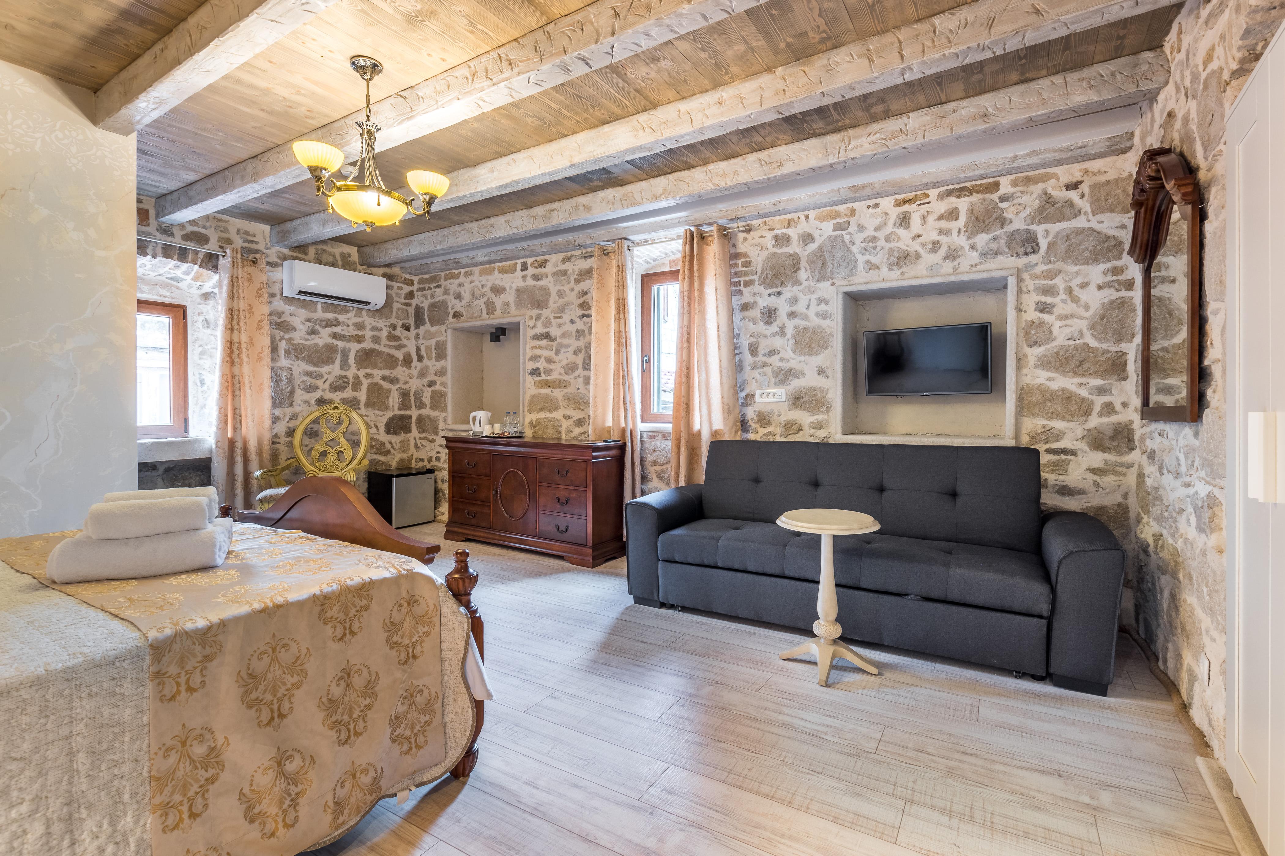 Heritage Palace Varos - Mag Quaint & Elegant Boutique Hotels Сплит Екстериор снимка