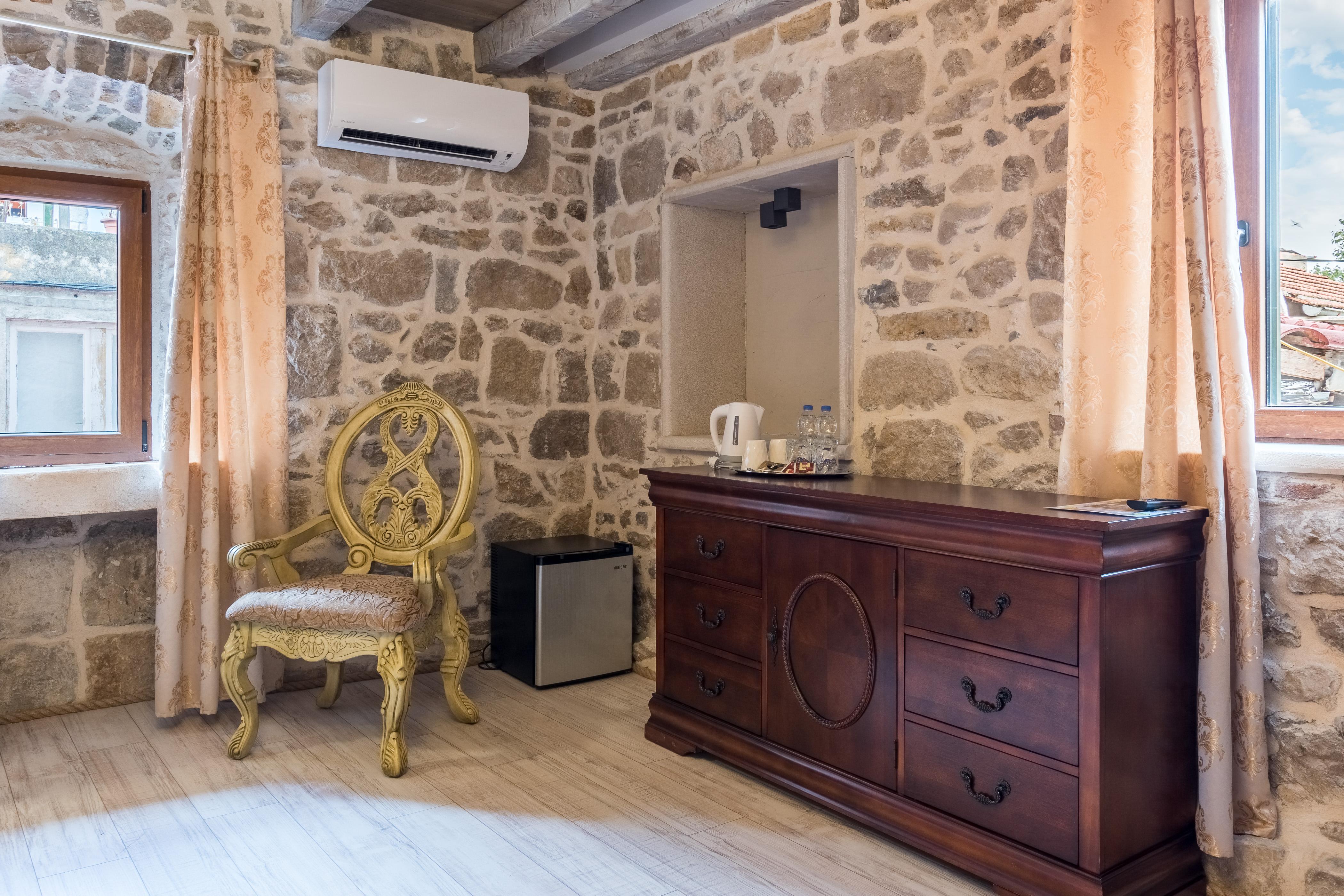 Heritage Palace Varos - Mag Quaint & Elegant Boutique Hotels Сплит Екстериор снимка
