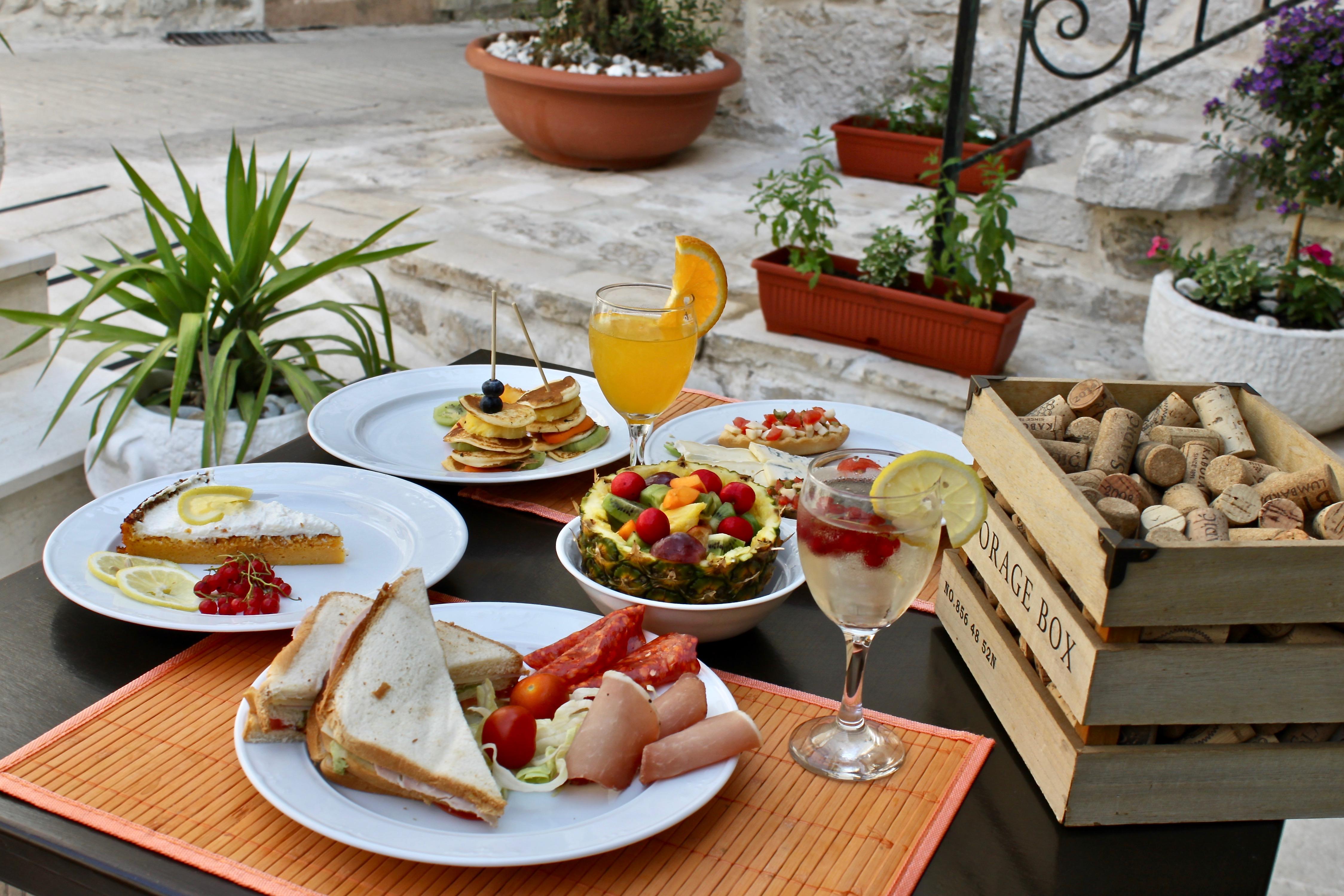 Heritage Palace Varos - Mag Quaint & Elegant Boutique Hotels Сплит Екстериор снимка