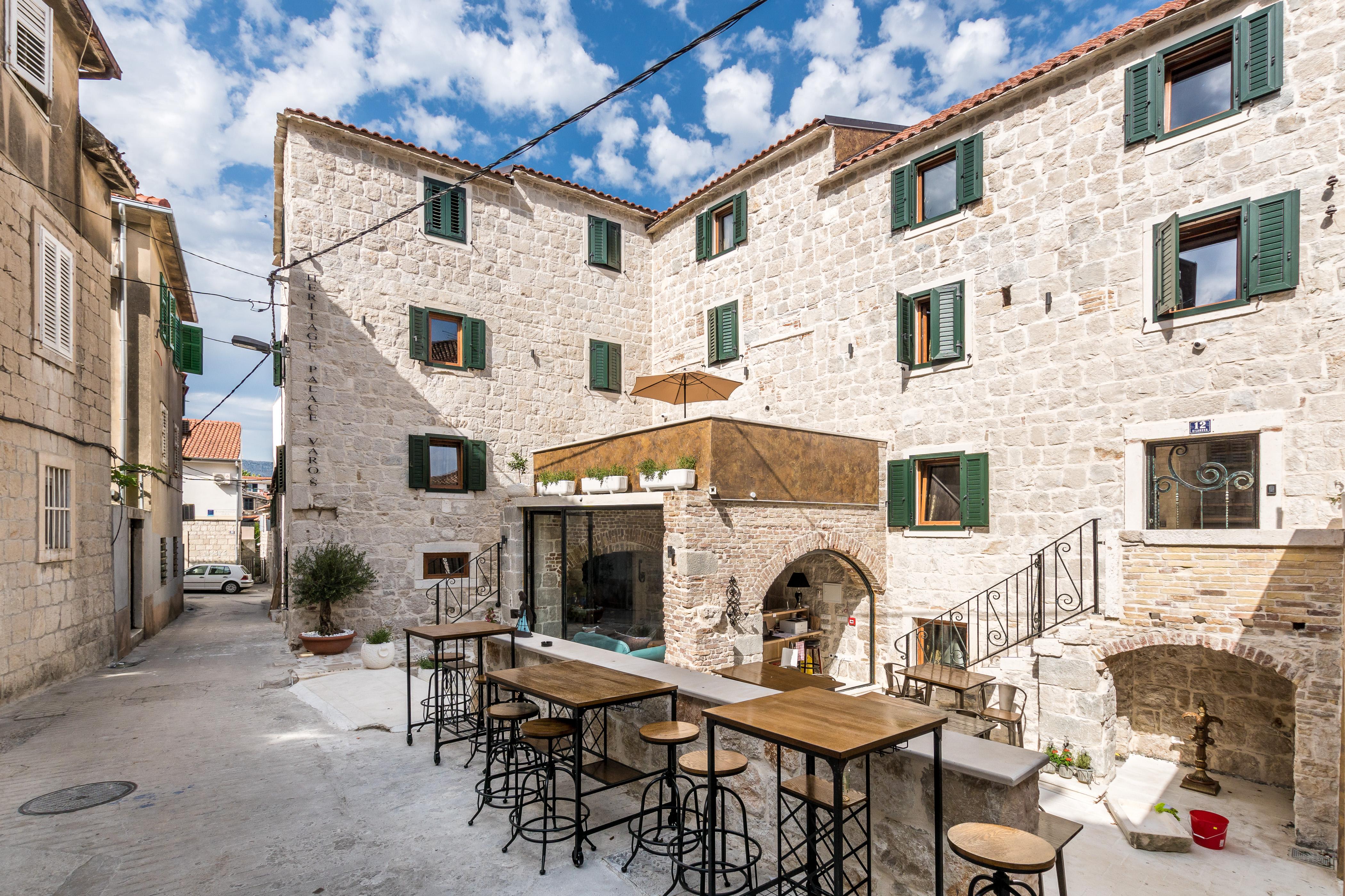 Heritage Palace Varos - Mag Quaint & Elegant Boutique Hotels Сплит Екстериор снимка