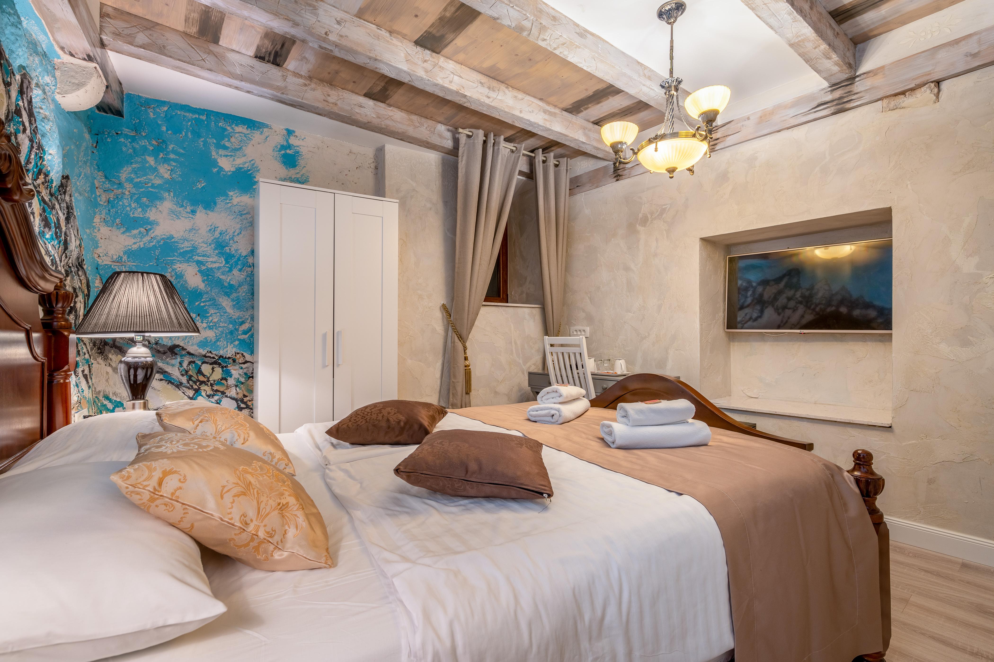 Heritage Palace Varos - Mag Quaint & Elegant Boutique Hotels Сплит Екстериор снимка